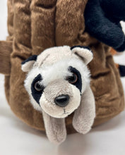 Load image into Gallery viewer, Plush Tree House with Animals