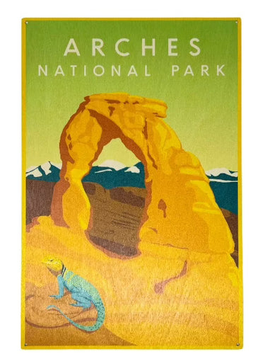 Arches Delicate Arch Lizard Wood Sign