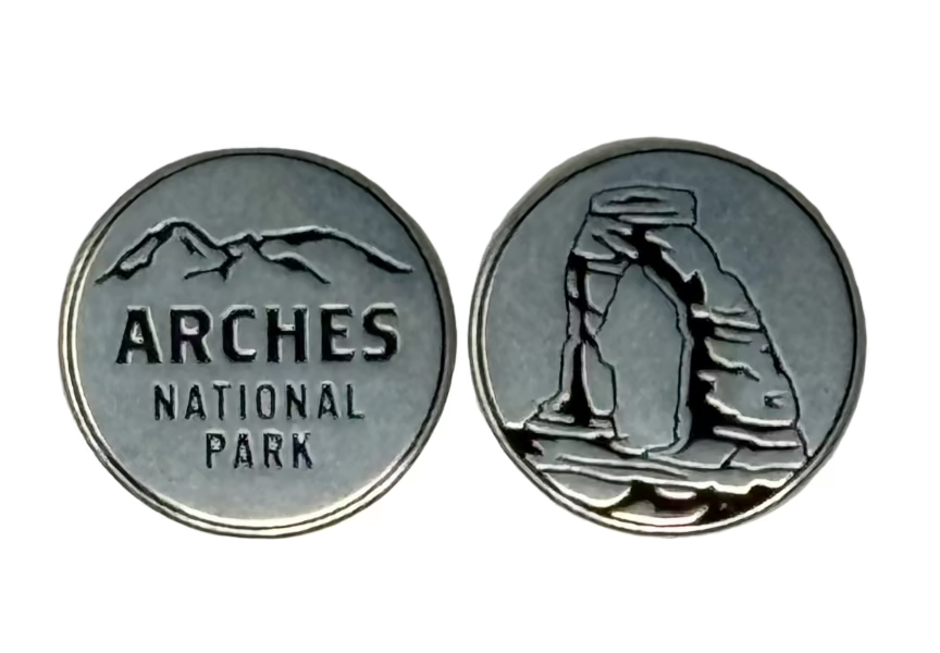 Arches Token - Delicate Arch – Canyonlands Natural History Association